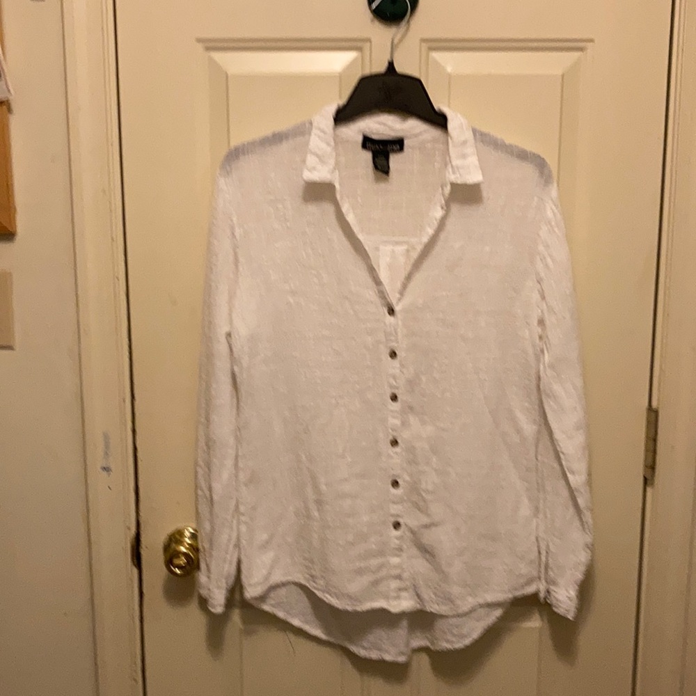 White Mac & Me white gauze shirt